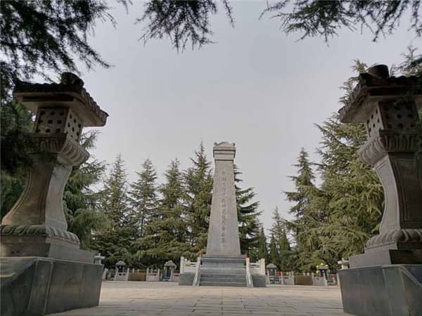 西安閻良漢皇樹葬墓園占地面積多大，設(shè)計(jì)了多少墓穴？
