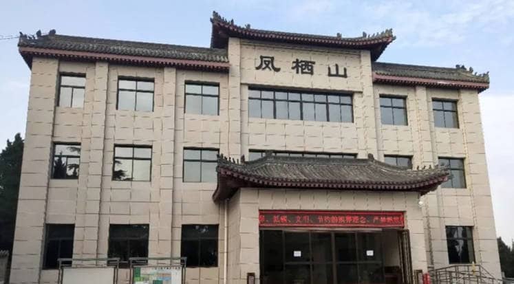 長安區(qū)鳳棲山墓園南區(qū)是否支持個性化墓碑設(shè)計？