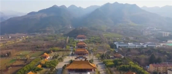 壽陽山墓園的具體位置在哪里，其周邊環(huán)境有何特點？