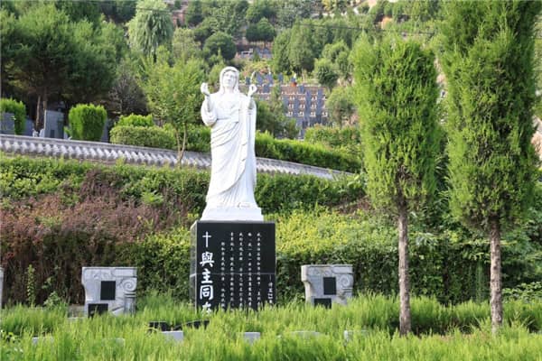 西安壽陽山公墓的具體位置在哪里？如何方便地找到這個地點？