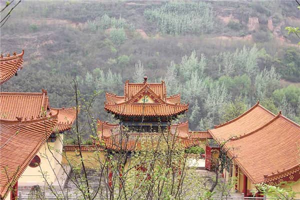 西安南郊正規(guī)壽陽山墓園：守護(hù)先輩的安寧