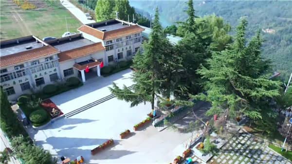 西安壽陽山墓園在歷經(jīng)30年的發(fā)展后，有哪些顯著的進(jìn)步和變化？