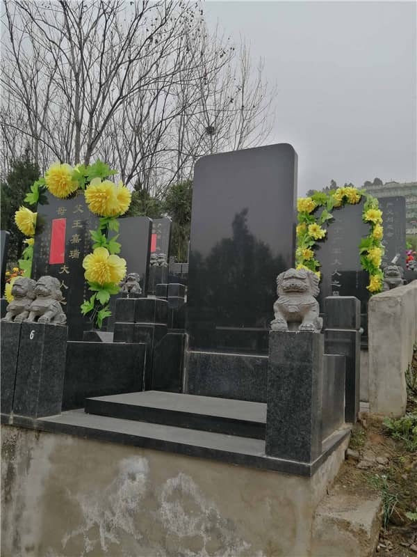 壁葬在西安九龍山公墓中有哪些優(yōu)勢和特點(diǎn)？