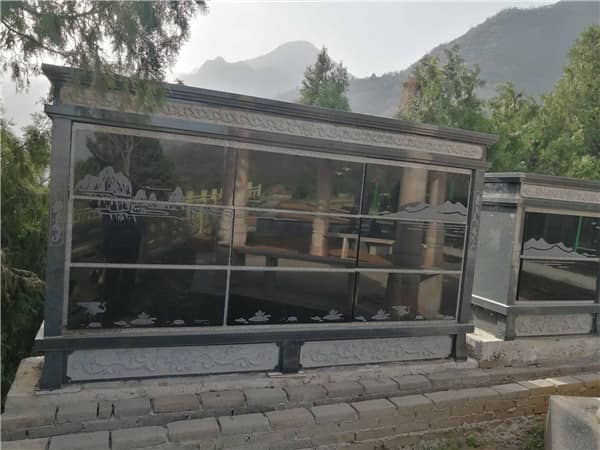 西安九龍山公墓目前有哪些類型的墓位，它們的價格區(qū)間大概是多少？