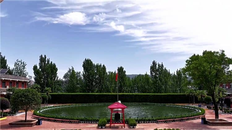 西安霸陵墓園聯(lián)系電話，西安霸陵墓園的聯(lián)系方式與服務(wù)