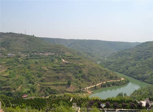 西安高橋墓園位于哪個(gè)城市的哪個(gè)區(qū)域，具體地址是什么？