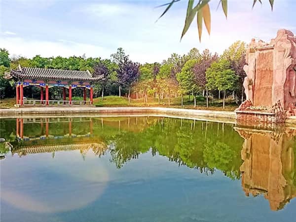 西安市南郊寢園管護中心自行封穴須知