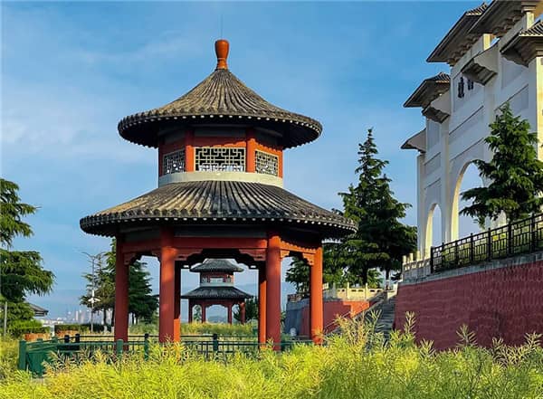 周年祭日一定要當(dāng)天嗎,傳統(tǒng)習(xí)俗,現(xiàn)代觀點(diǎn)