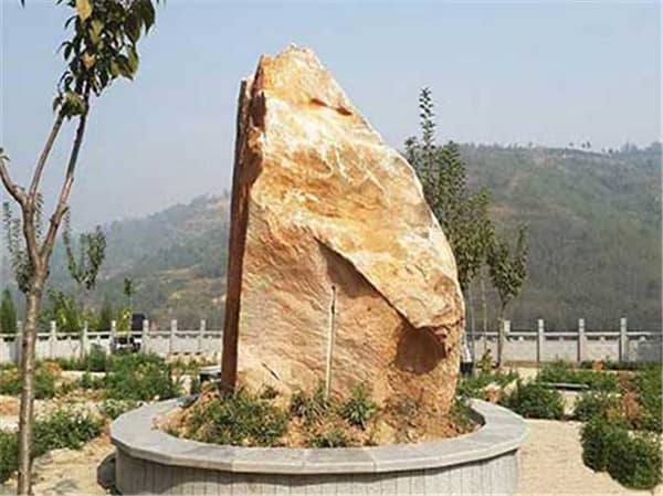 墓園滑坡事故原因分析，詳細解析與預防措施